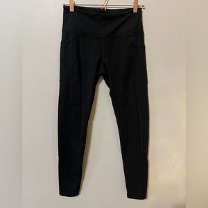 Knockout leggings | Victoria’s Secret VS Victoria Sport
Tight solid black Size M